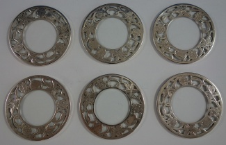 Coasters set of 6  w/ grape and leaf motif  3