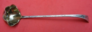 Sauce Ladle GW  w/ daisies  7