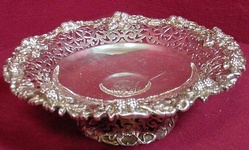 Compote raised  raspberry design w/ cutout  7 1/2