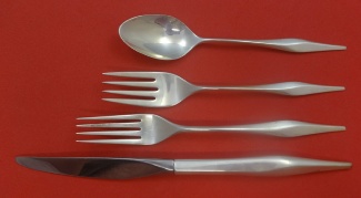 Regular 4-pc Setting availability based on stock listed below - Soliloquy by Wallace - Sterling