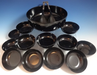 Salad Set designer Earl Pardon includes: 1 Bowl large black melamie 4
