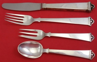 Dinner 4-pc Setting availability based on stock listed below - Vendome by Peter Hertz - Sterling