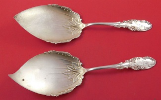 Ice Cream Set 2-pc  ice cream server  GW  8 3/4
