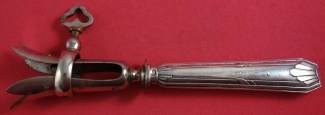 Bone Holder 7 3/4