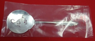 Tomato Server factory sealed  8 1/4