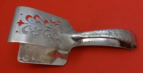 Asparagus Serving Tong w/ peony  page 99 in Tiffany book  figure 125  7 1/4