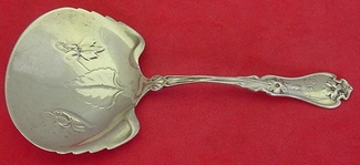 Nut Spoon not pierced  4 1/2