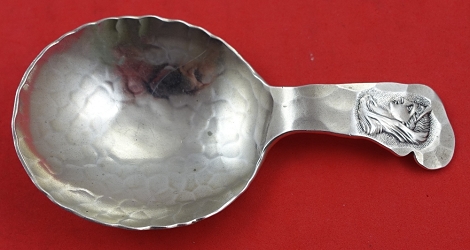 Tea Caddy Spoon with medallion on back of bowl 4 1/4