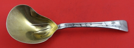 Berry Spoon GW  conch 9 5/8 