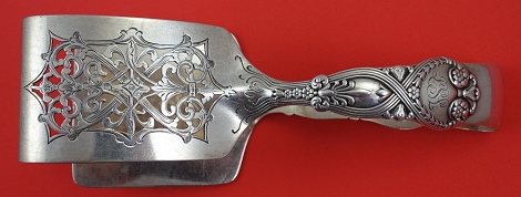 Asparagus Serving Tong pierced  brite-cut w/ large rectangular filigree piercing 7 1/2