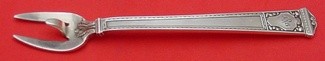 Lemon Fork w/ raised center tine  4 1/2