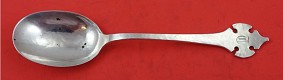 Teaspoon w/ mono 