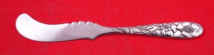 Butter Spreader flat handle w/ poppy motif  6